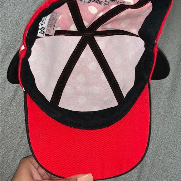 Minnie Mouse Hat - Picture 4 of 4